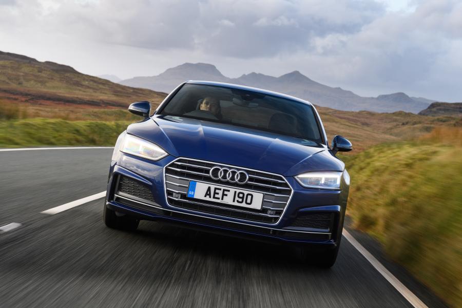  Audi A5 Coupe 2.0 TDI S-Line 2016 года  (UK) (фото 10 из 40)